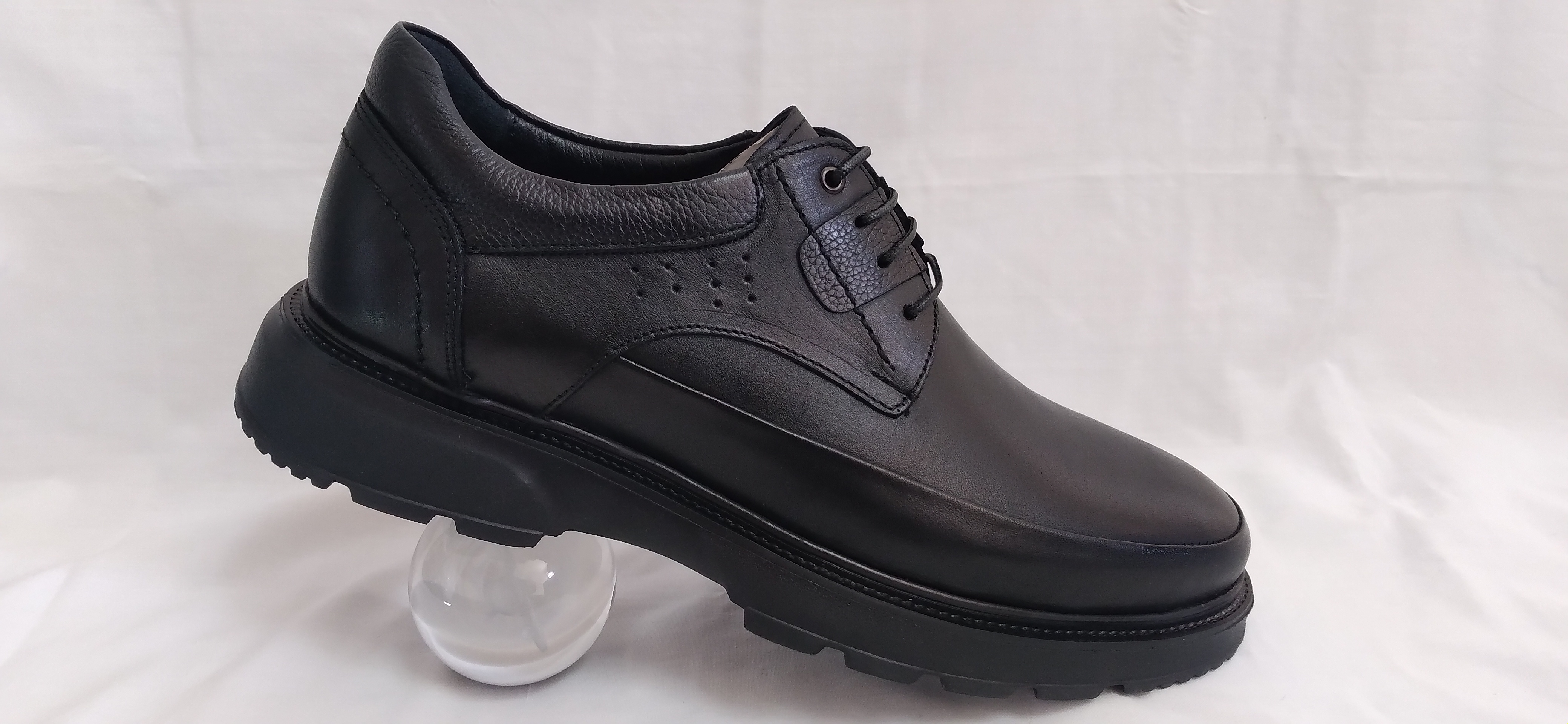 کفش مردانه برشکا تمام چرم