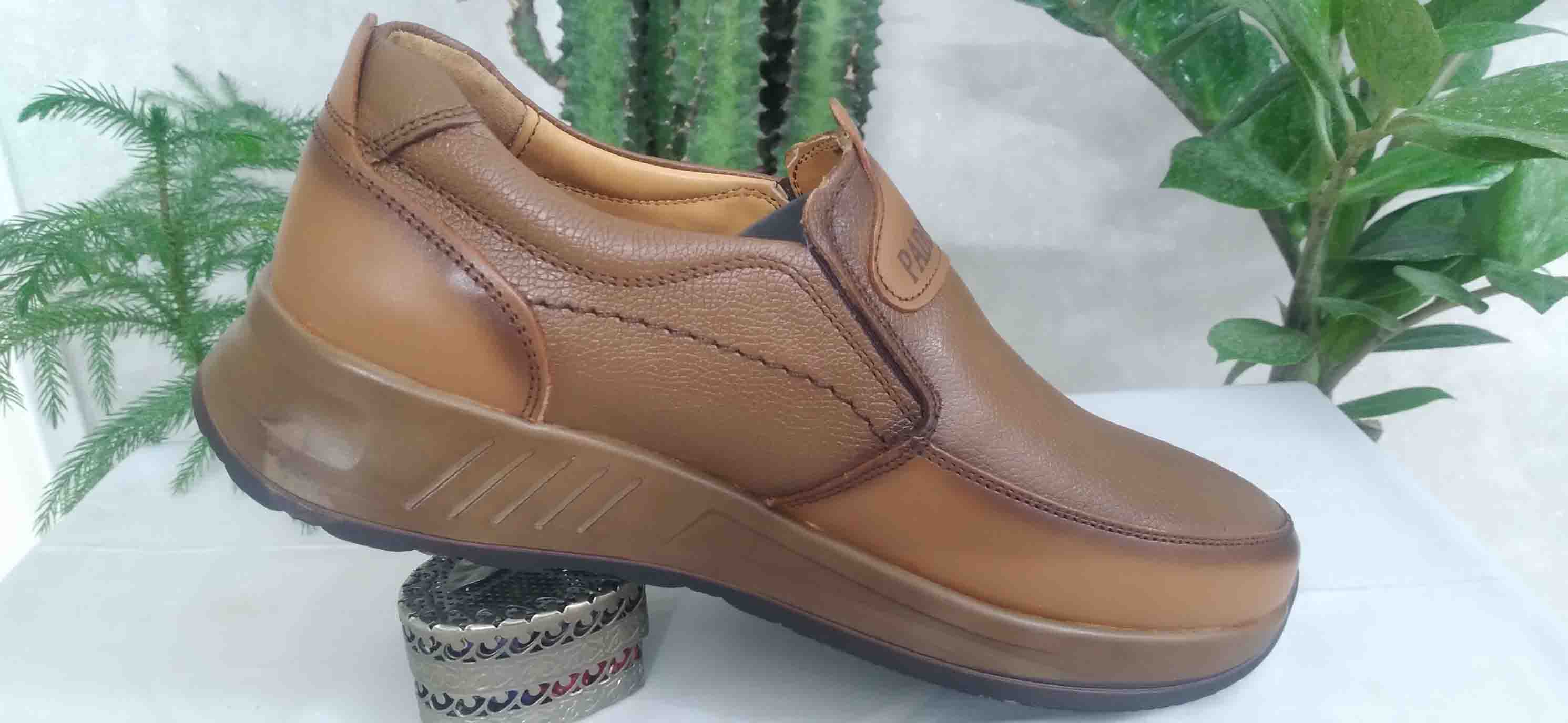 کفش اسپرت تمام چرم بدون بند قهو ه ای پادینا کد 273