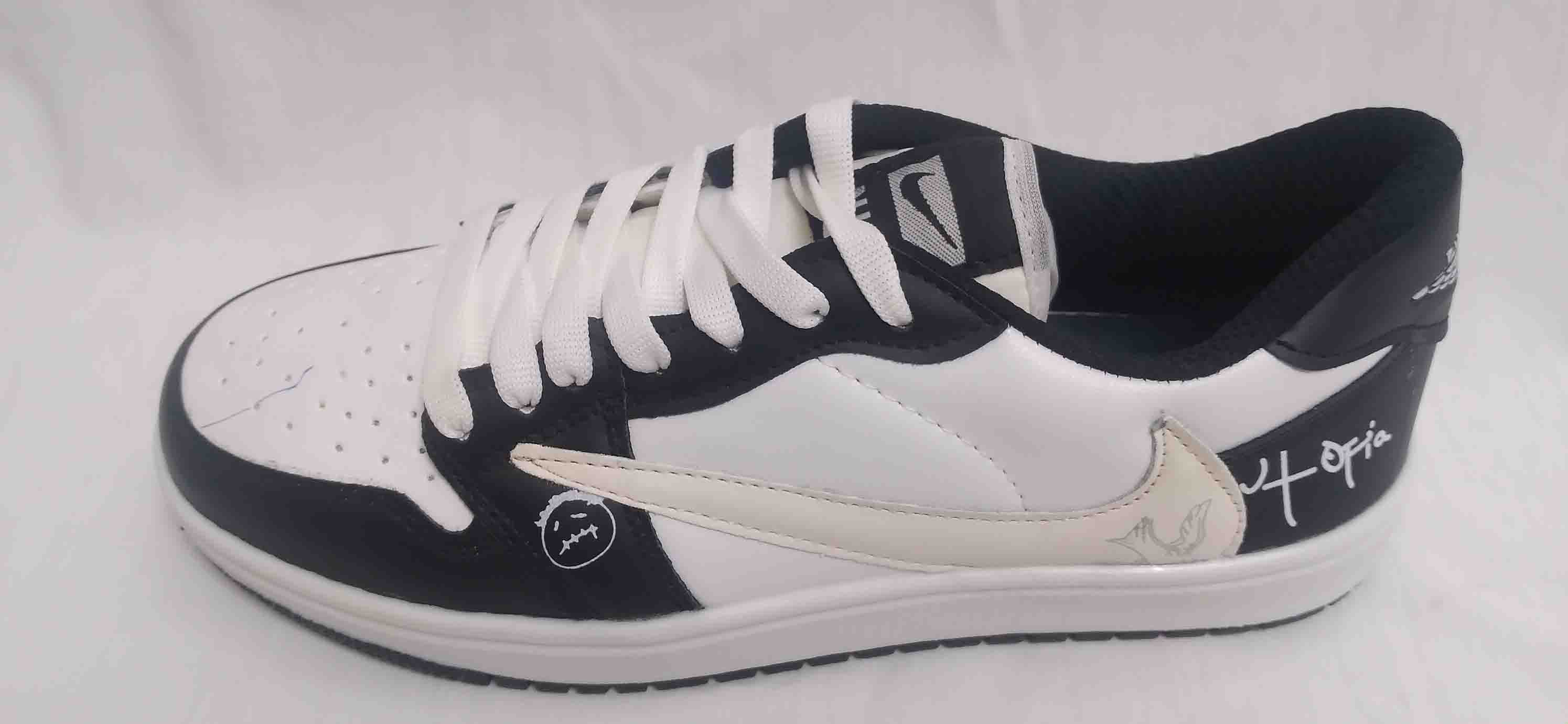 کتونی نایک جردن تراویس سفید مشکی کد144