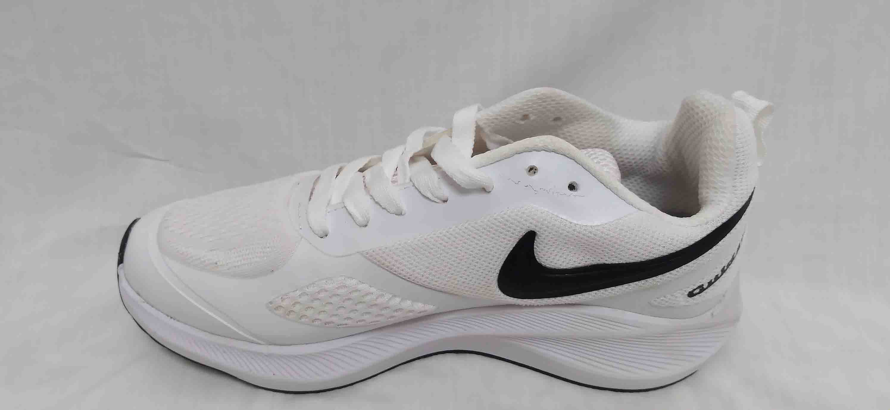 کتونی اسپرت نایک رانینگ گاید 10 رنگ سفید کد 130