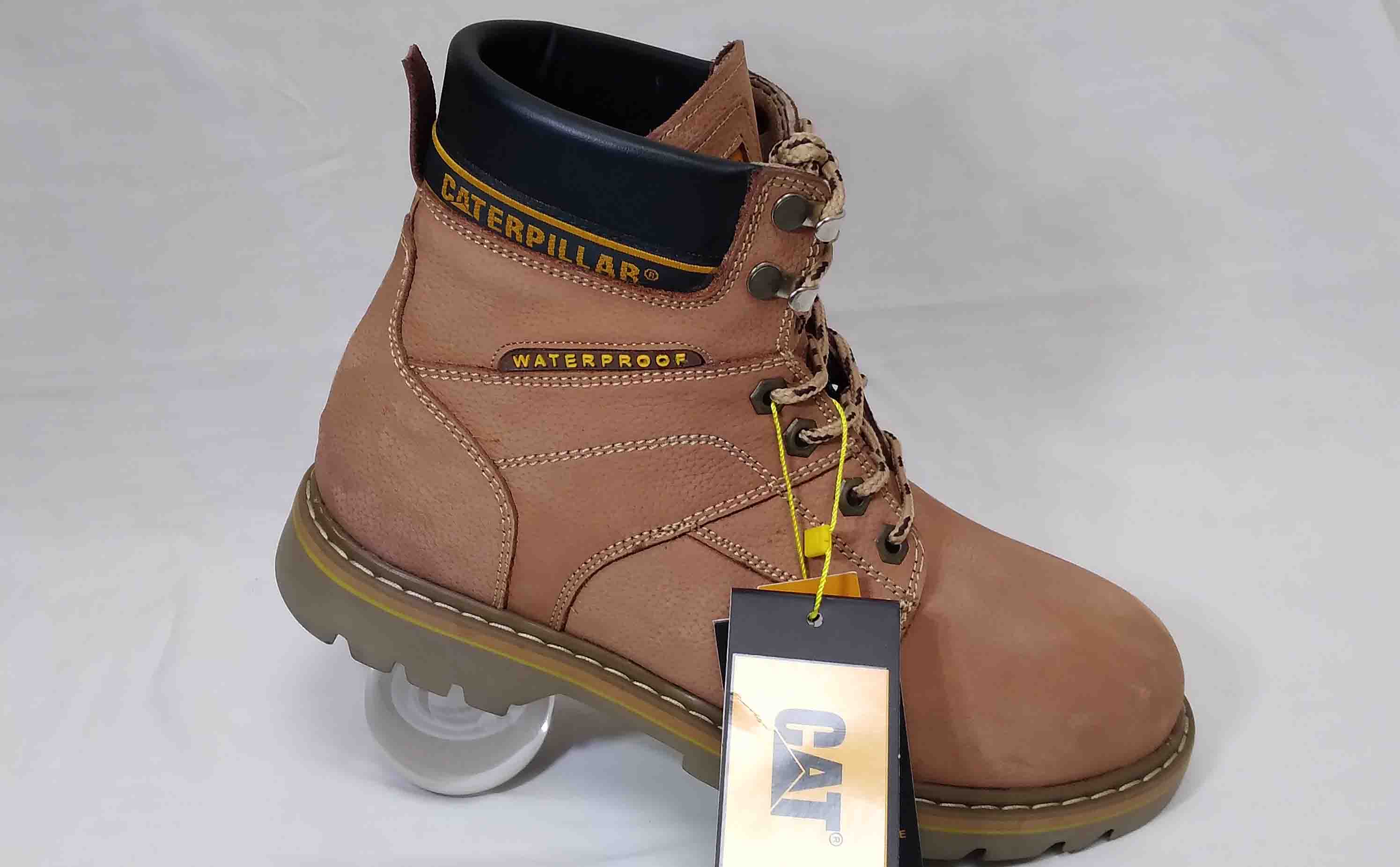 تیم مردانه تمام چرم کاترپیلار رنگ قهوه ی کد 117