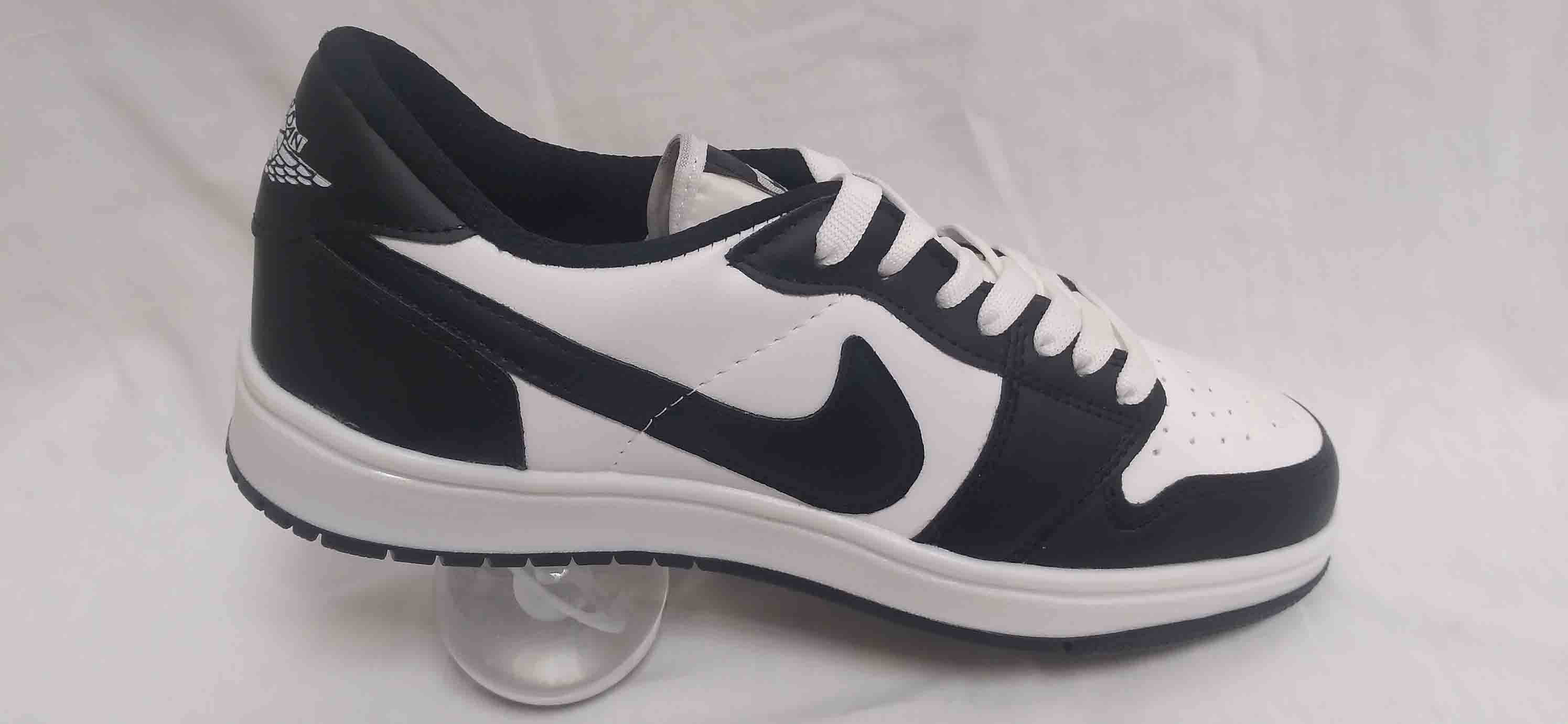 کتونی نایک جردن تراویس سفید مشکی کد144