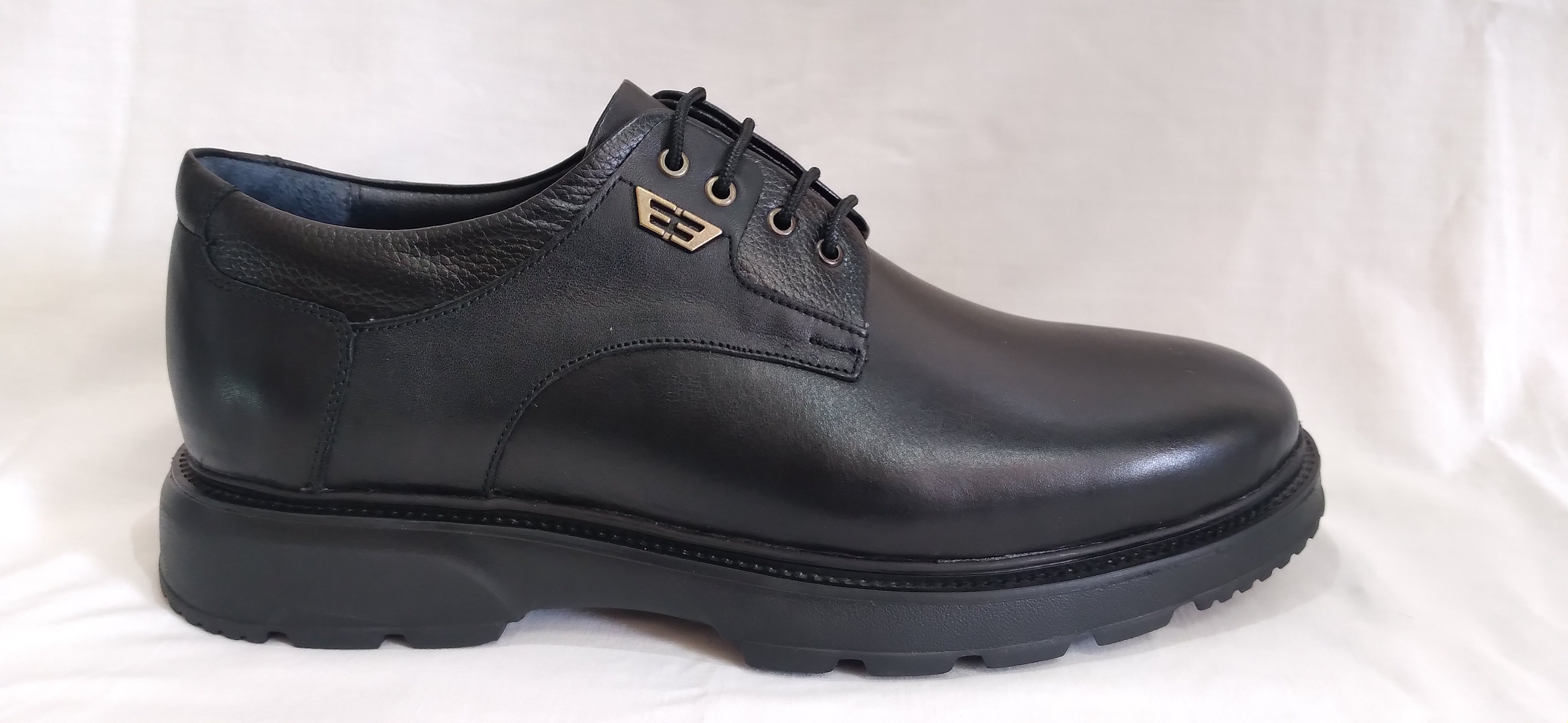 کفش مردانه برشکا تمام چرم 1