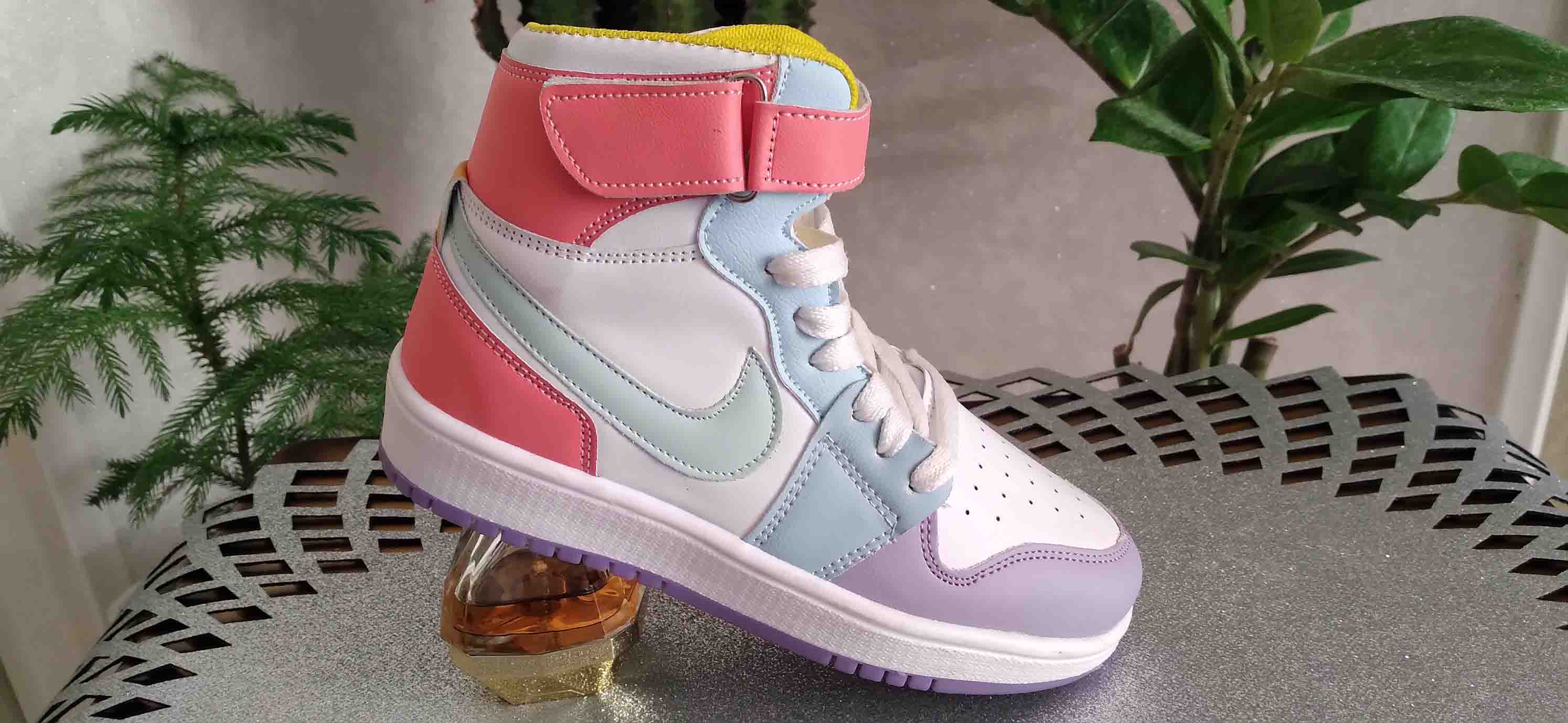 کتونی نایک جردن ساقدار سفید صورتی کد257