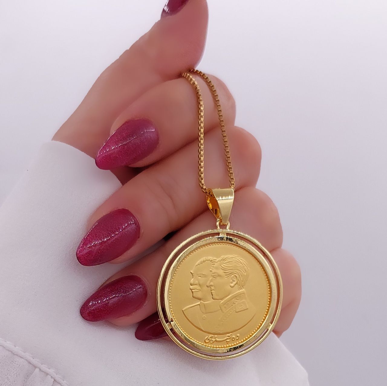 گردنبند و زنجیر