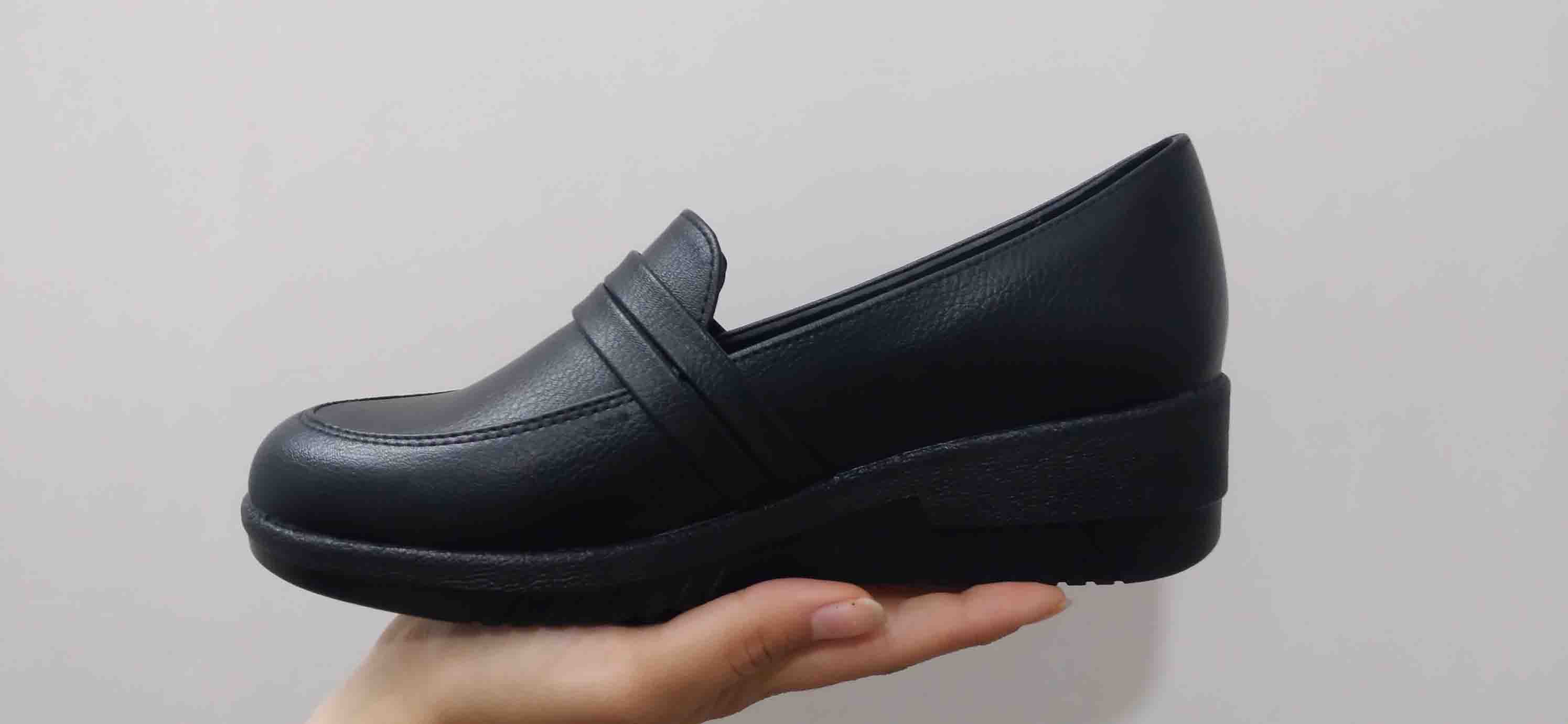 کفش زنانه طبی یونیک کد216