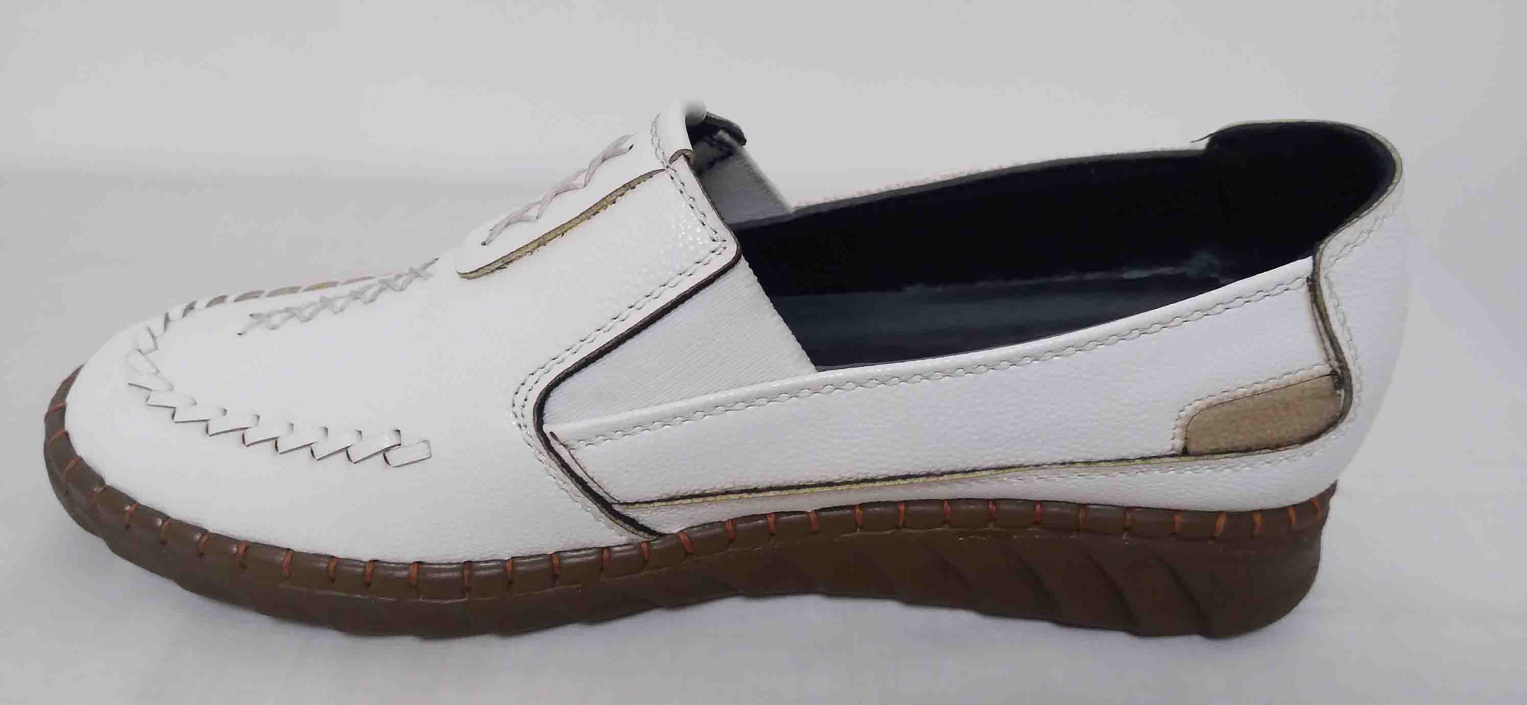 کالج طبی زنانه سفید کد227