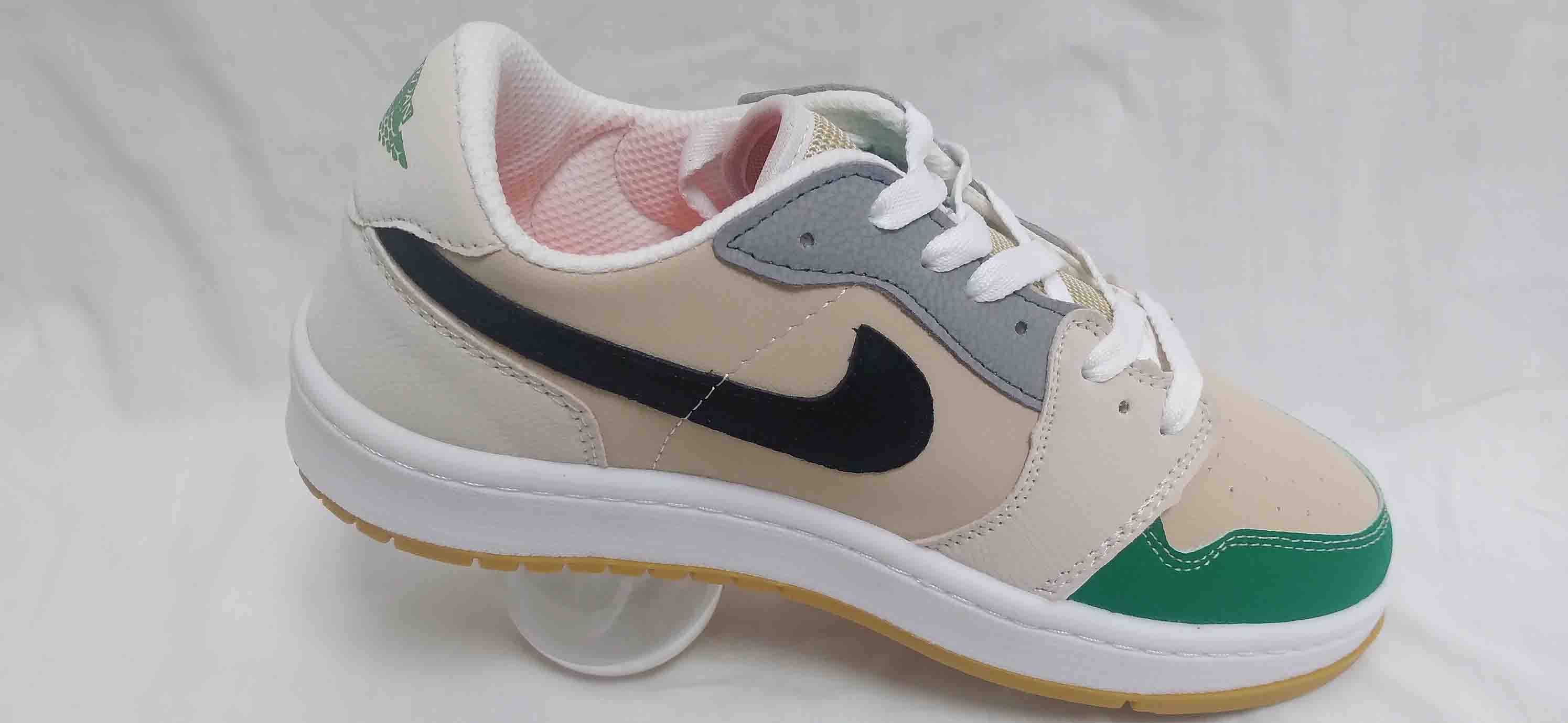 کتونی نایک جردن تراویس کرم سبز کد 145